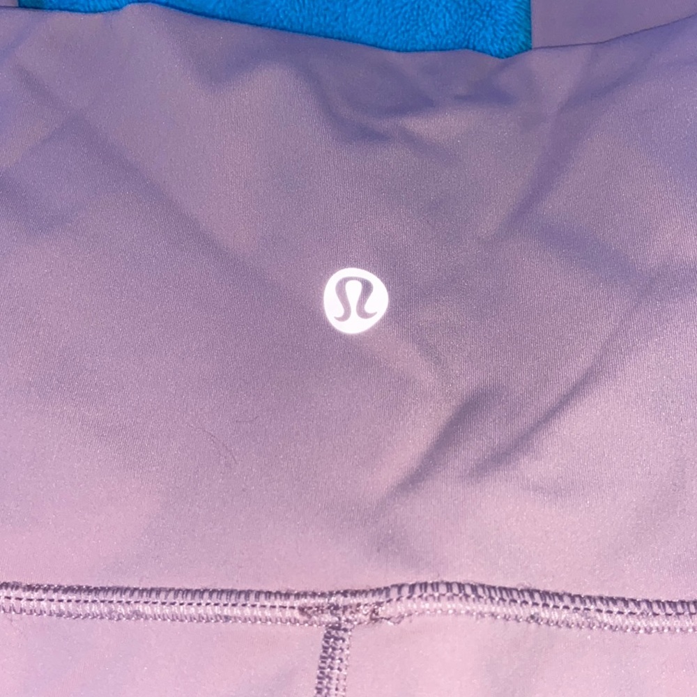 Woman’s Lululemon Leggings